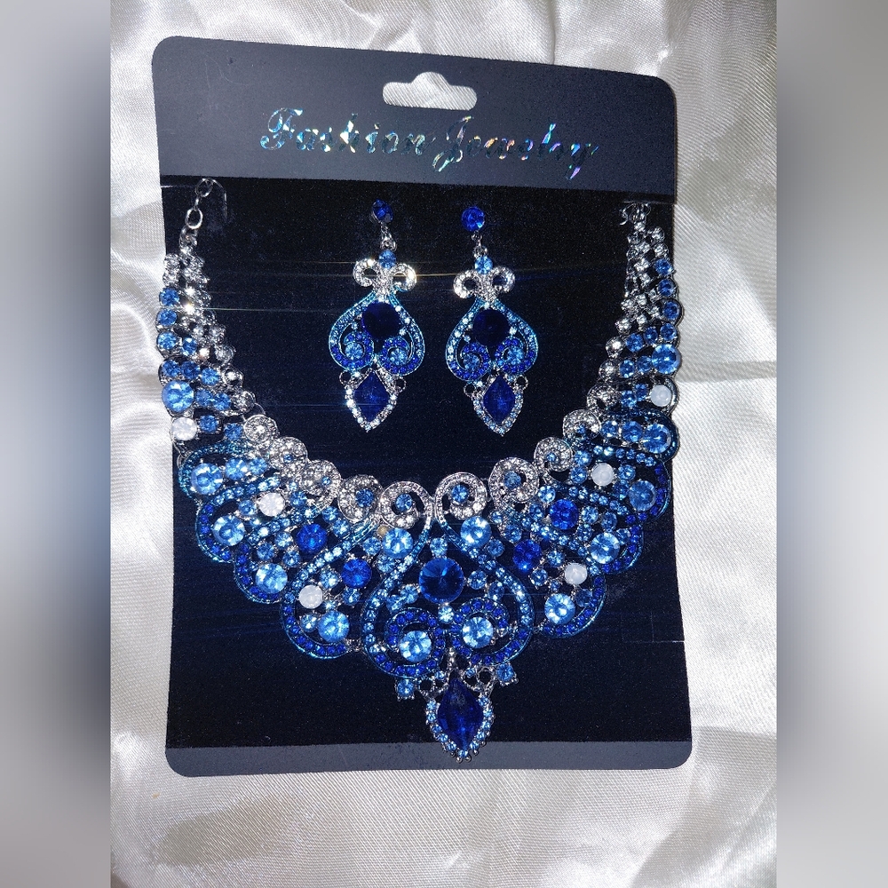 Elegant Blue and Silver Necklace and Earring Set